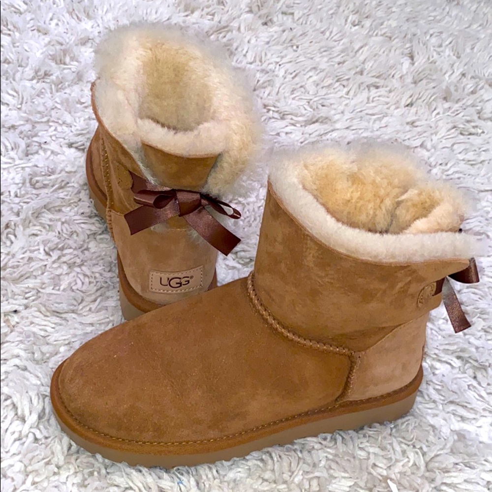 Bailey Bow Uggs (worn once!) :)